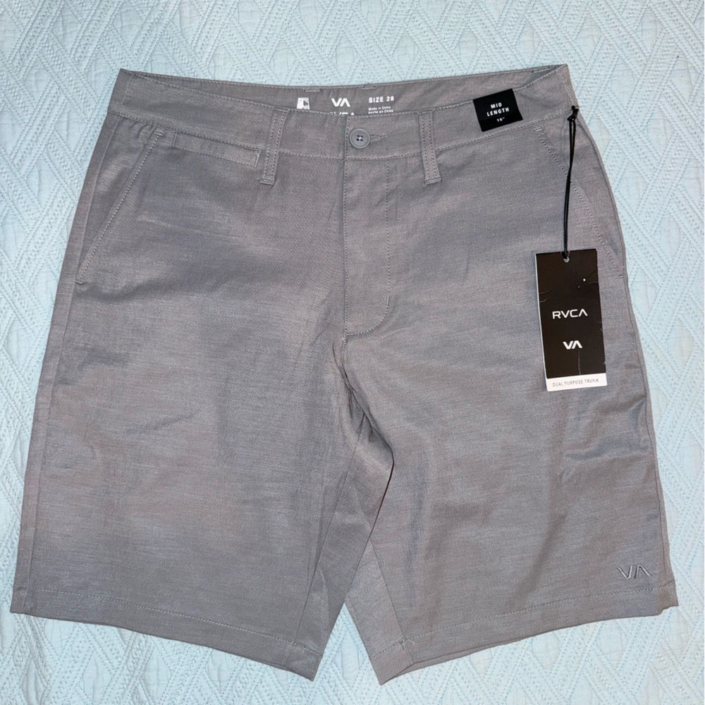 NWT RVCA Men's Light Gray Flat-Front Shorts